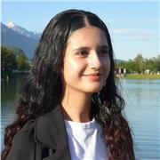 Meine Mutter Sprache ist Arabisch, und ich kann Kinder unter 11 Unterrichten